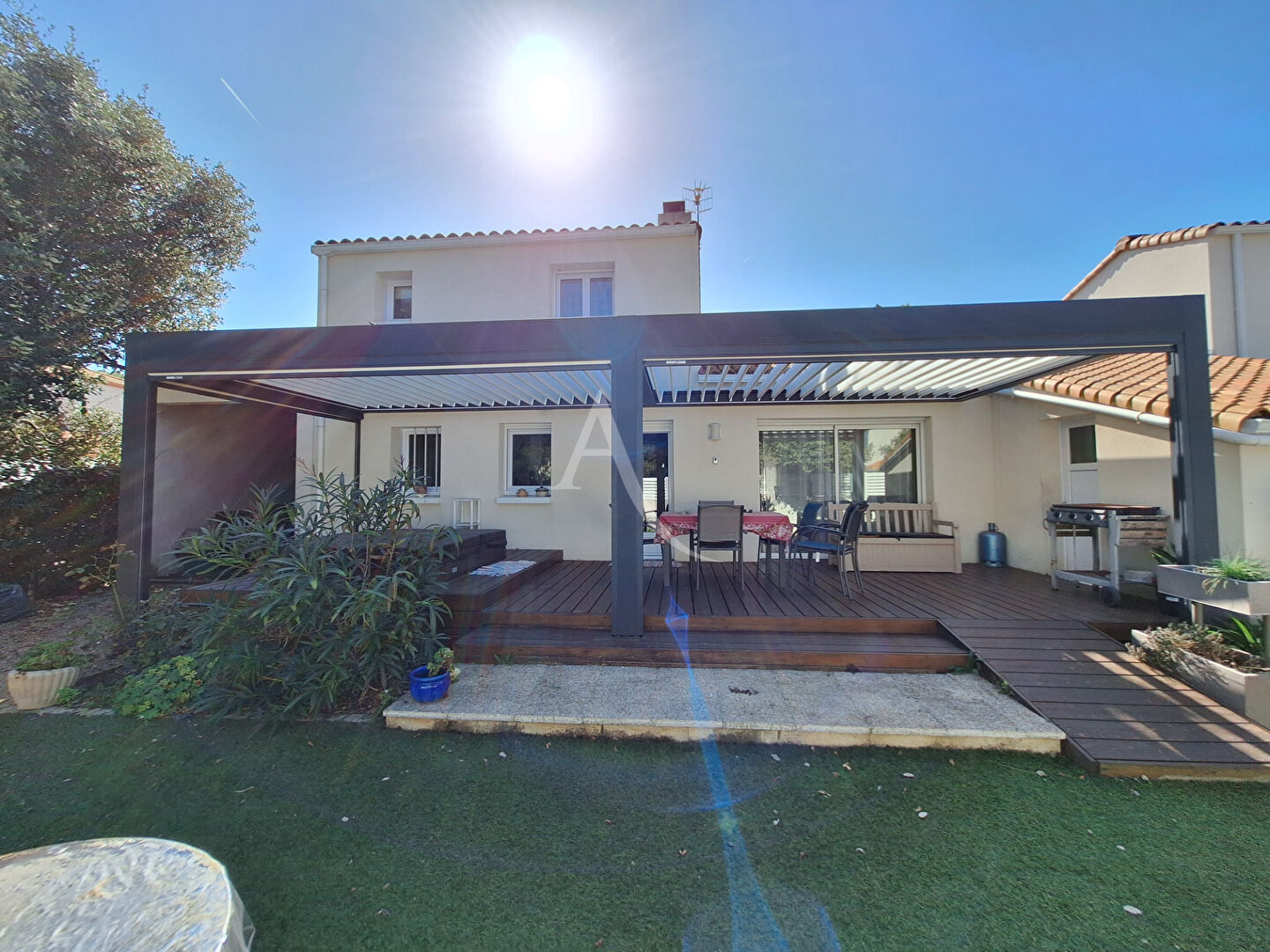 Agence immobilière de L'ADRESSE LA TRANCHE SUR MER
