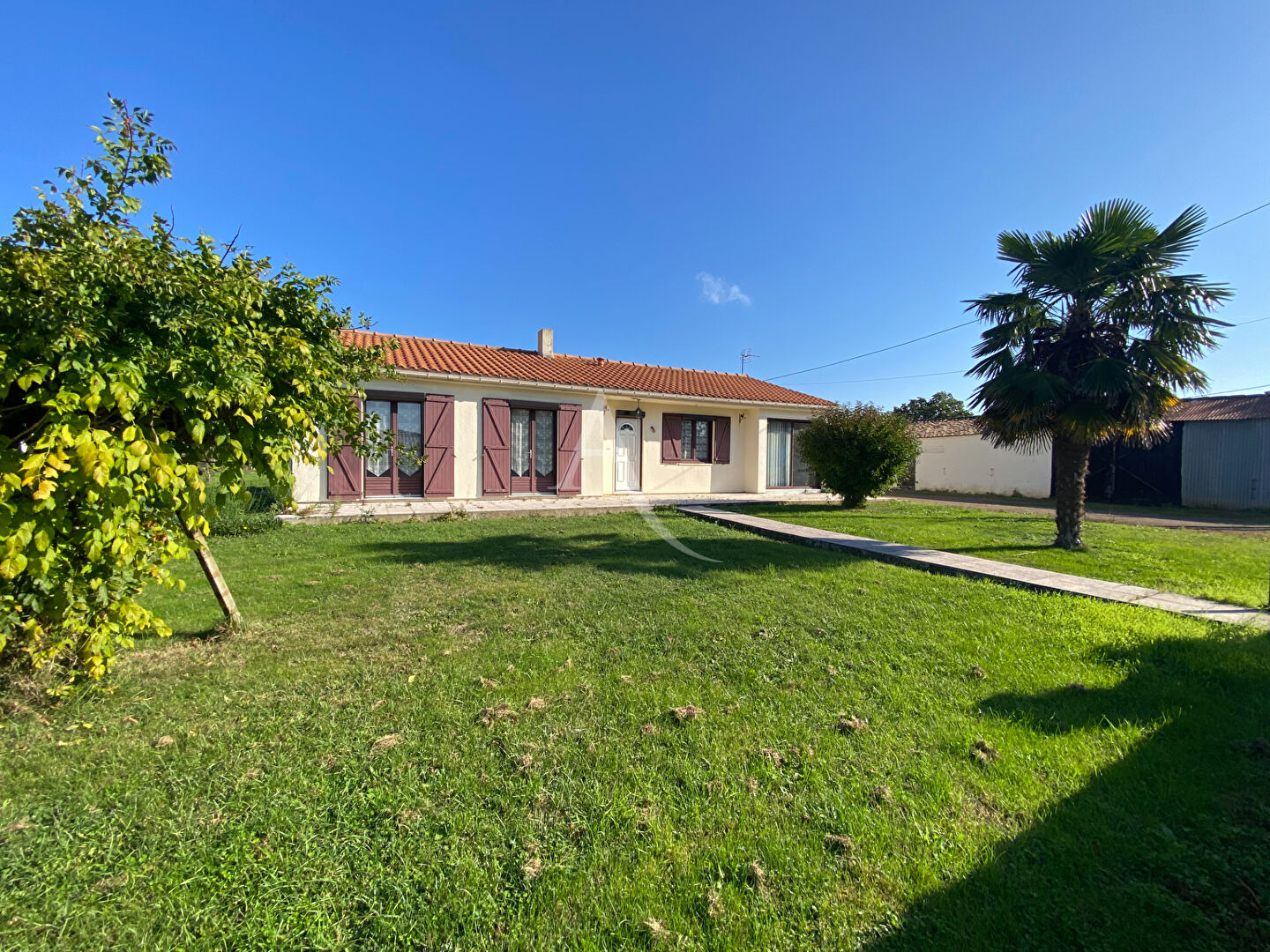 Agence immobilière de L'ADRESSE LA TRANCHE SUR MER