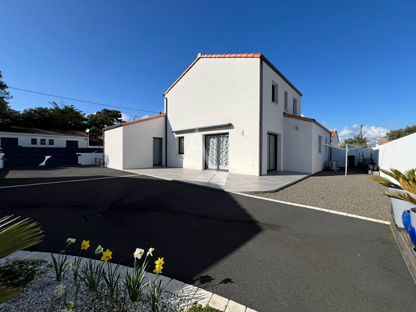 Agence immobilière de L'ADRESSE LA TRANCHE SUR MER