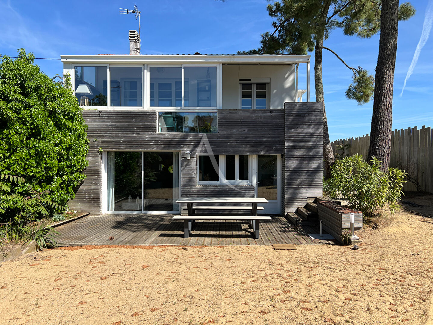 Agence immobilière de L'ADRESSE LA TRANCHE SUR MER