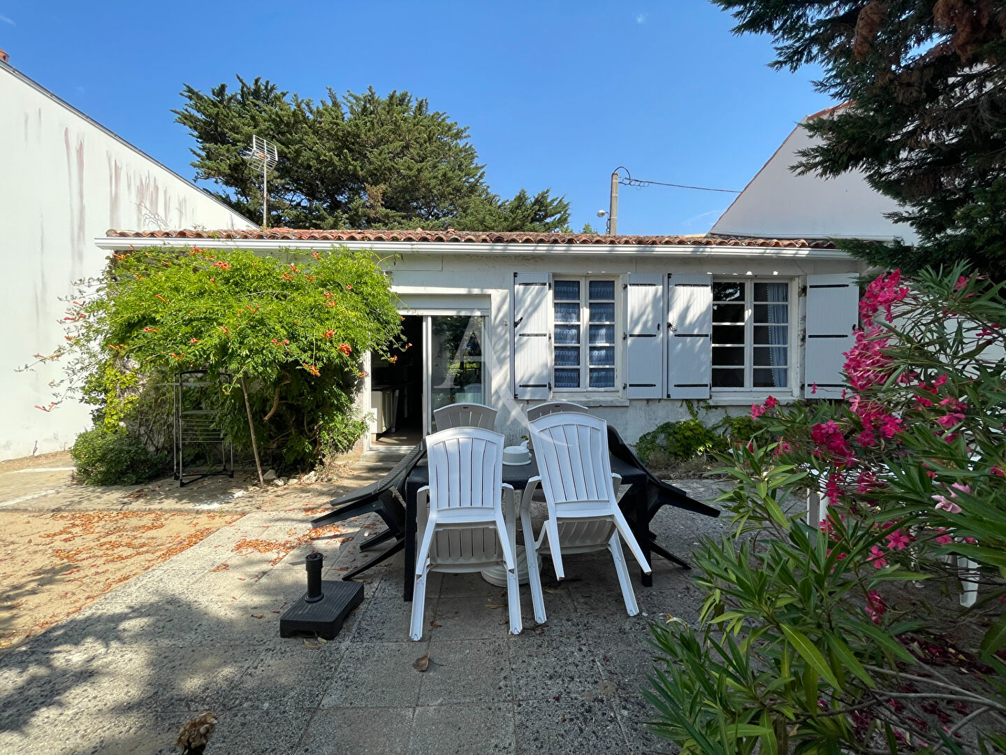Agence immobilière de L'ADRESSE LA TRANCHE SUR MER
