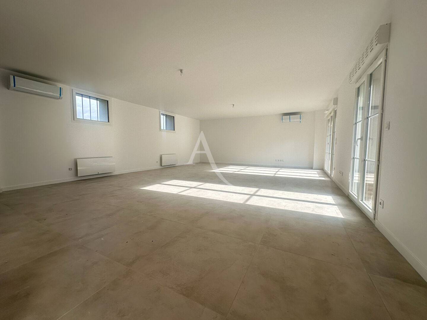 Photo Maison 5 pièces 125 m2 et grenier image 1/3