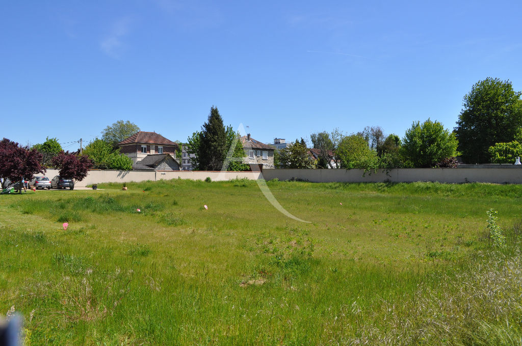 Photo Terrain de 465 m² à Louviers image 1/2
