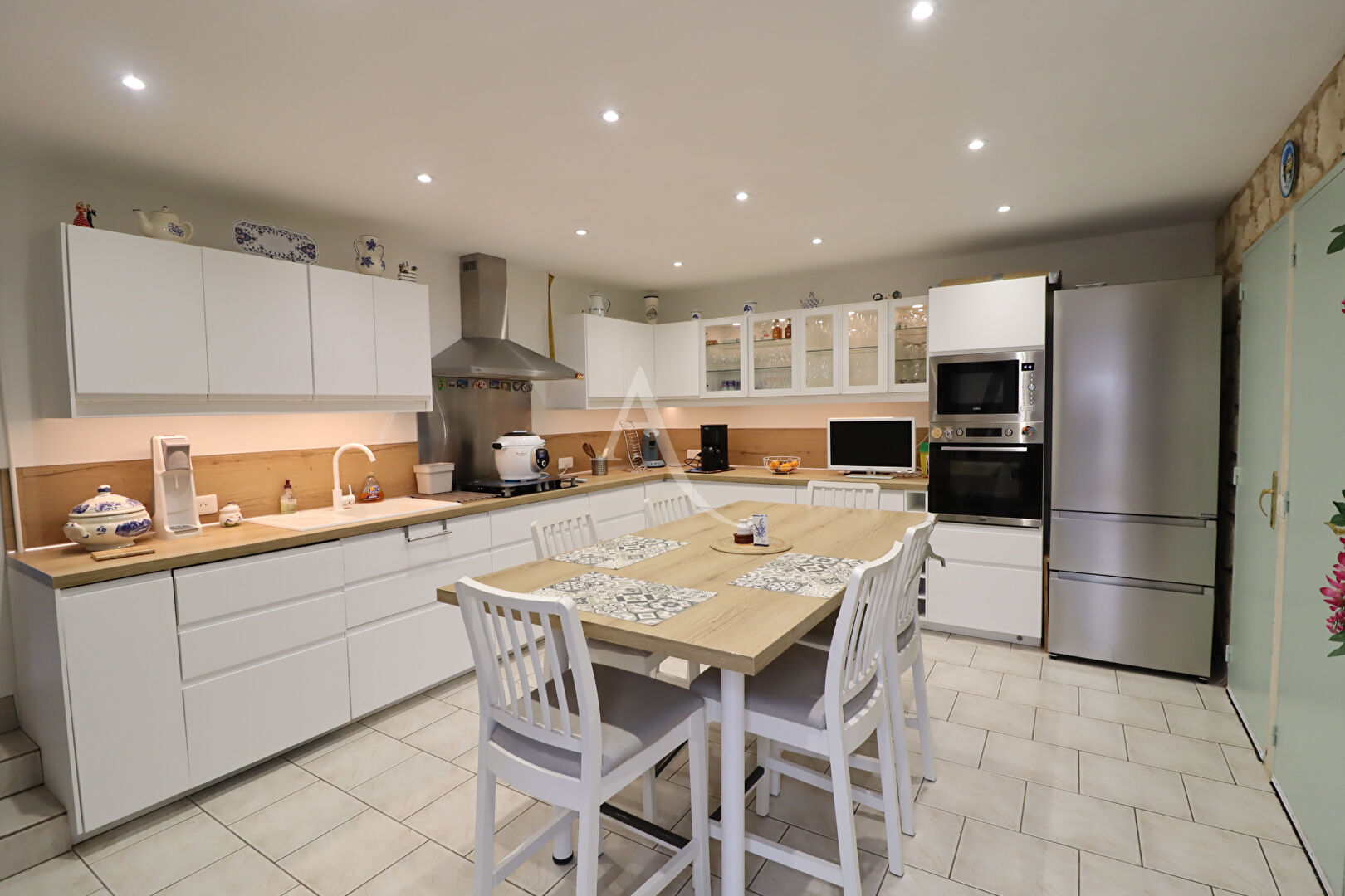 Photo Maison 7 pièces à HEUDEBOUVILLE image 3/6