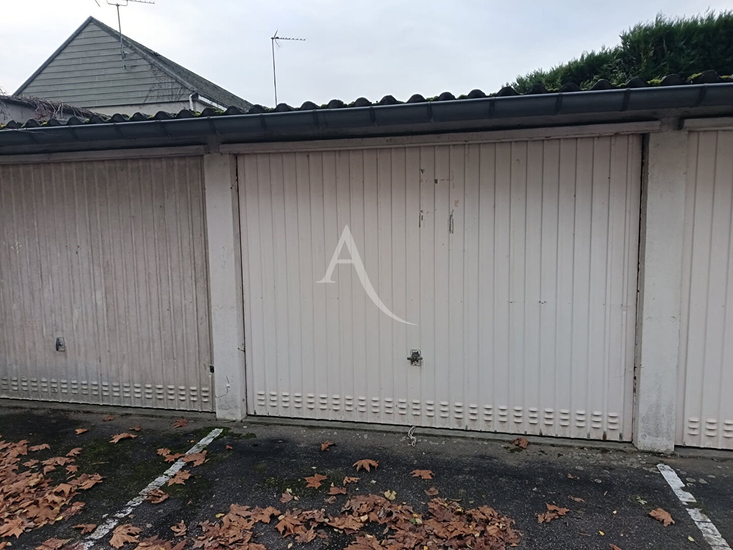 Photo Parking / box Louviers image 1/1