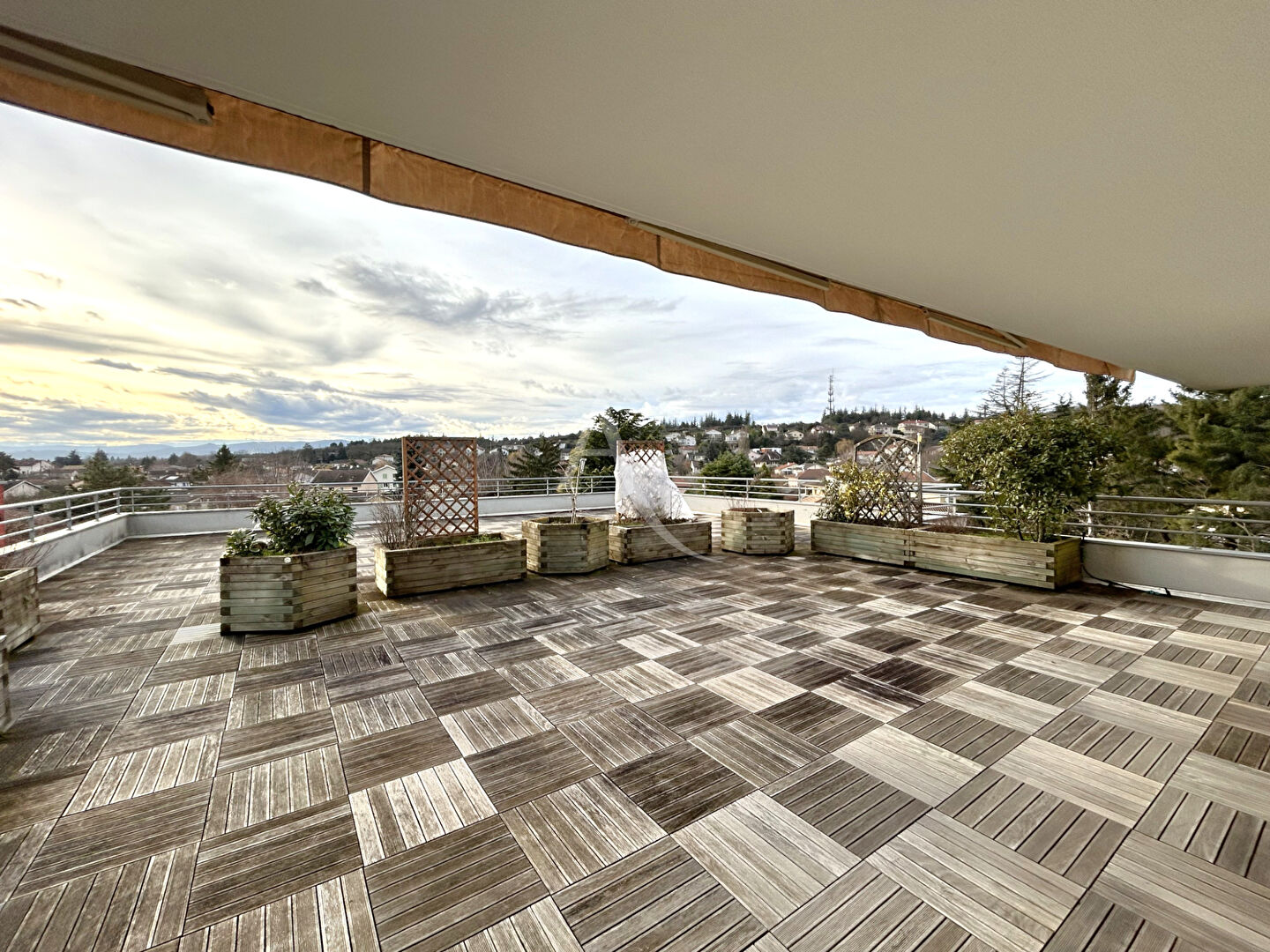 Agence immobilière de L'ADRESSE MACON