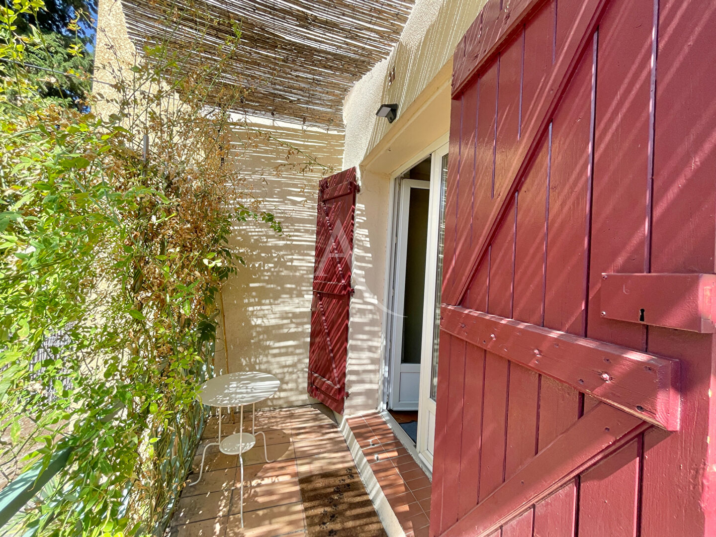 Agence immobilière de 
 L'ADRESSE MARGUERITTES - L'ADRESSE MARGUERITTES 
