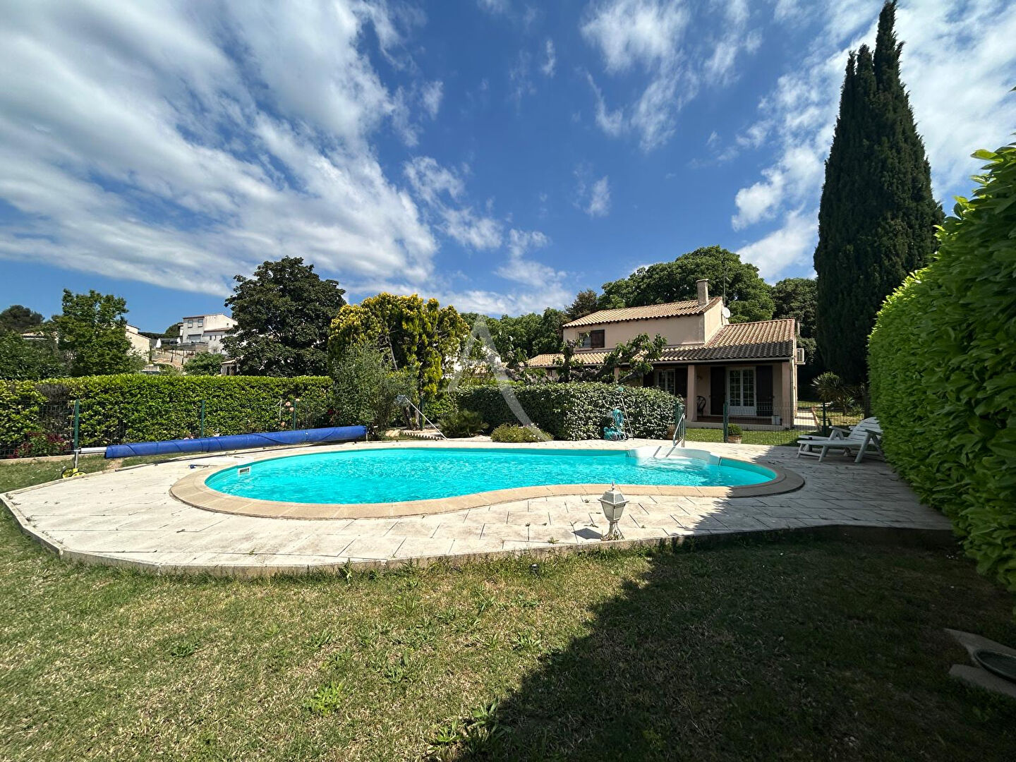 Agence immobilière de 
 L'ADRESSE MARGUERITTES - L'ADRESSE MARGUERITTES 
