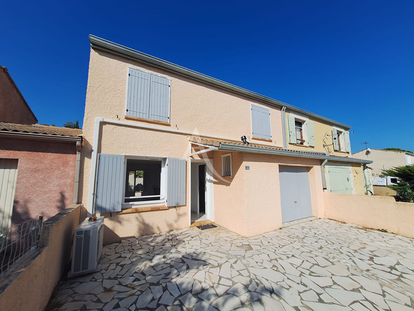 Photo A VENDRE Maison 4 pièce(s) 92 m2 R+1 image 1/6