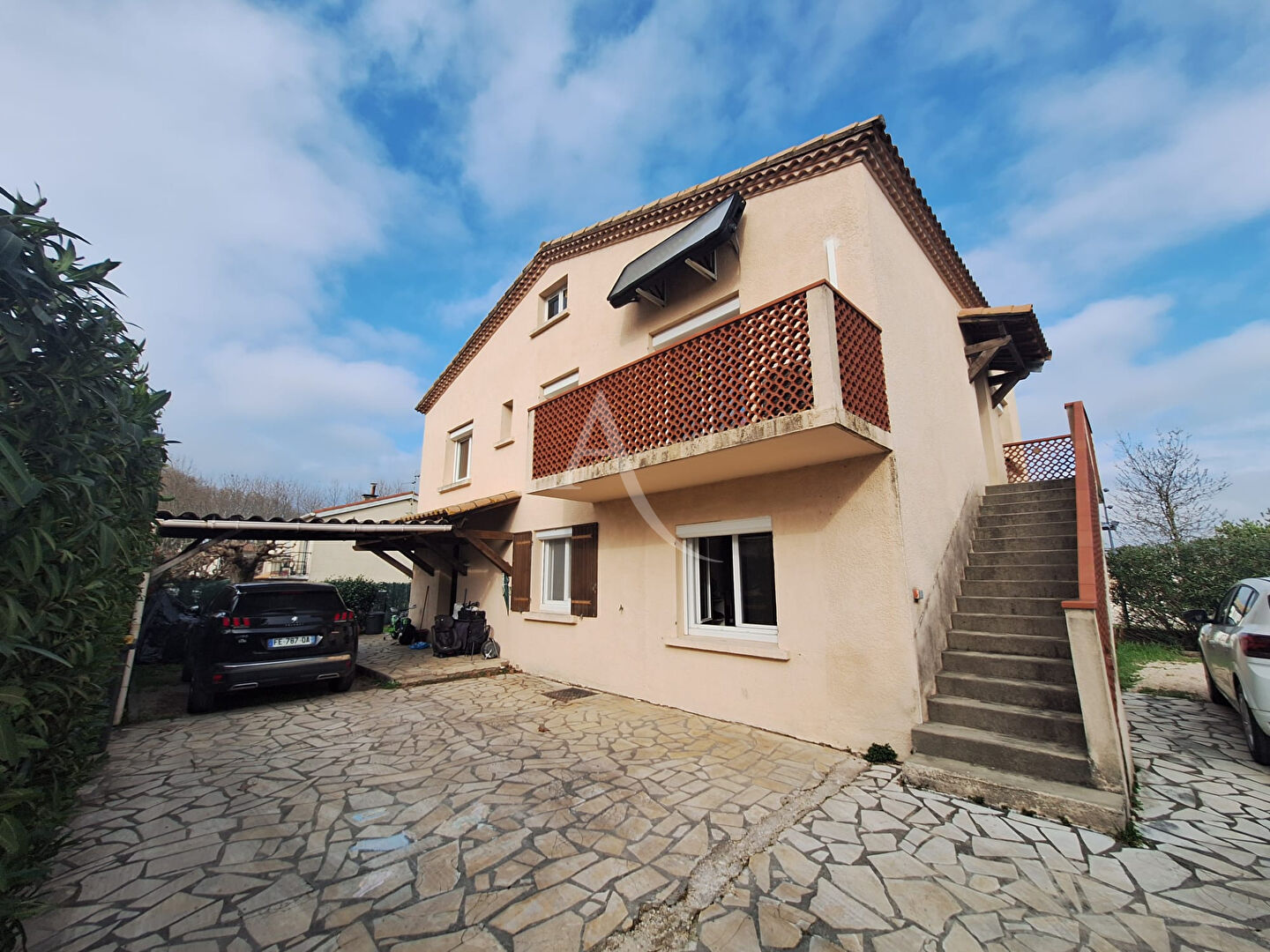 Agence immobilière de 
 L'ADRESSE MARGUERITTES - L'ADRESSE MARGUERITTES 
