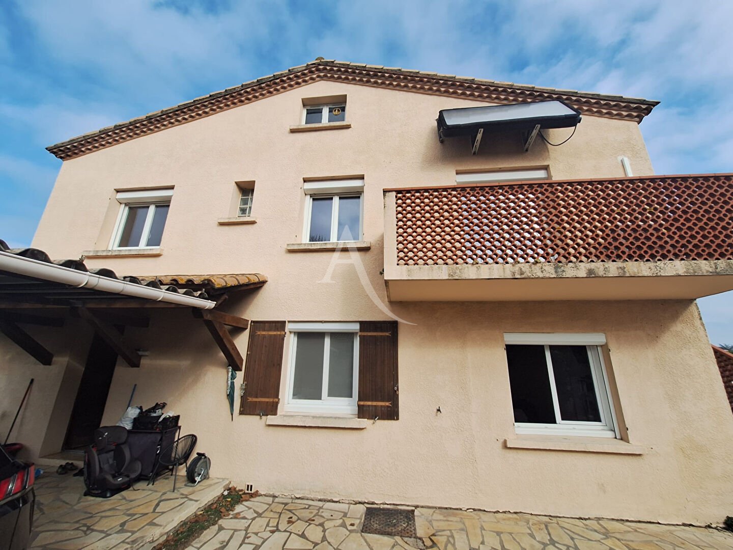 Agence immobilière de 
 L'ADRESSE MARGUERITTES - L'ADRESSE MARGUERITTES 
