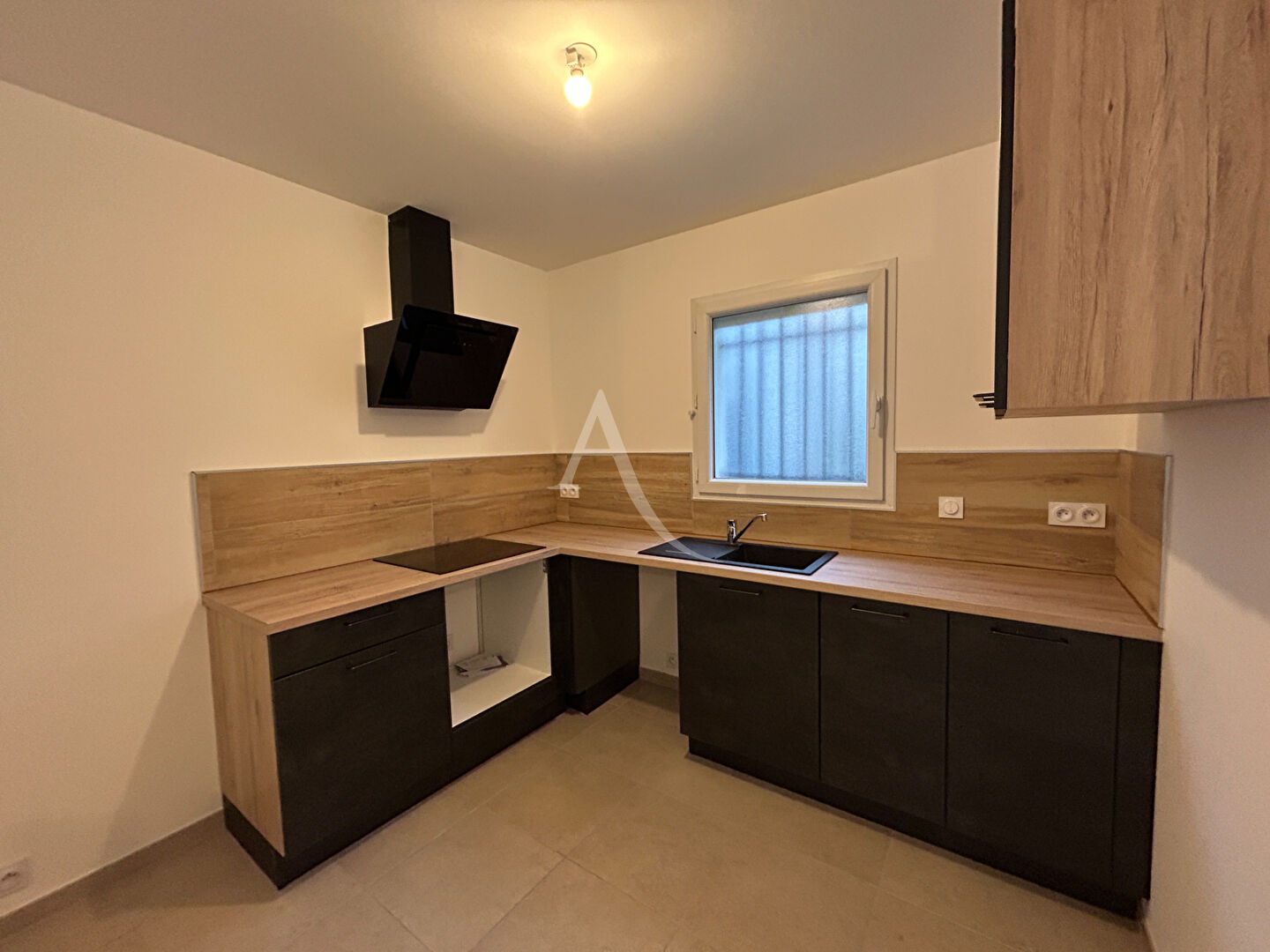 Agence immobilière de 
 L'ADRESSE MARGUERITTES - L'ADRESSE MARGUERITTES 
