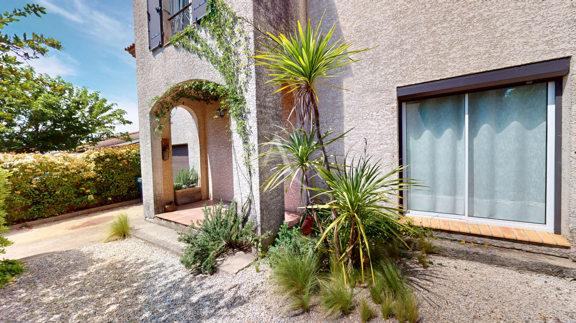 Agence immobilière de 
 L'ADRESSE MARGUERITTES - L'ADRESSE MARGUERITTES 
