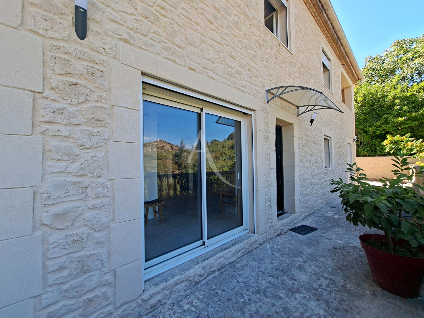 Agence immobilière de 
 L'ADRESSE MARGUERITTES - L'ADRESSE MARGUERITTES 
