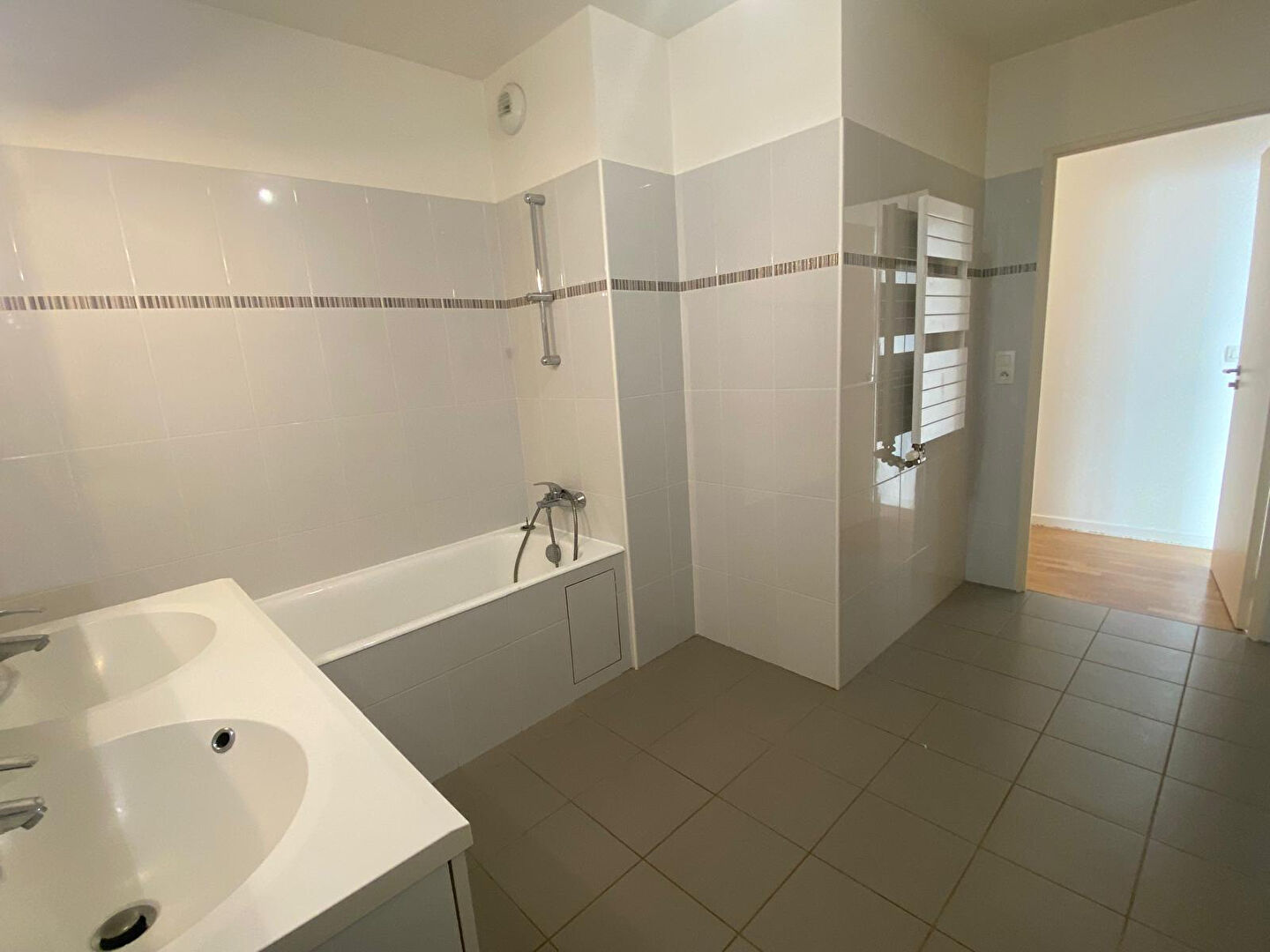 Photo À VENDRE MASSY VILMORIN Grand 3 pièces de 69,46m² image 5/5