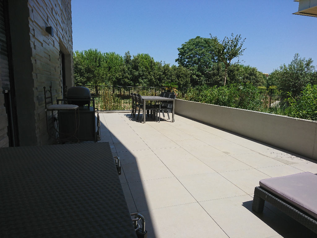 Photo A VENDRE - MONTPELLIER - PORT MARIANNE - APPARTEMENT 3 PIECES - TERRASSE 38 m2 image 3/6