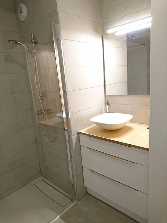 Photo A VENDRE - MONTPELLIER - PORT MARIANNE - APPARTEMENT 3 PIECES - TERRASSE 38 m2 image 5/6