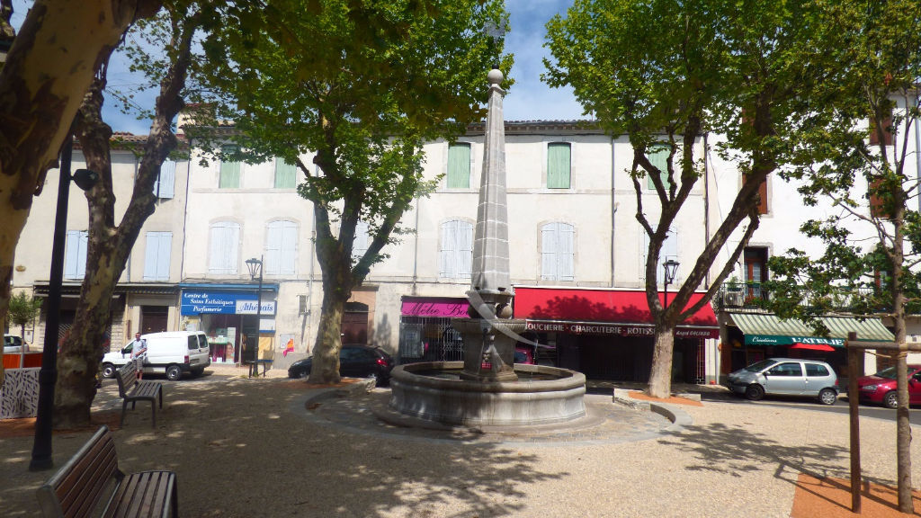 SAINT HIPPOLYTE DU FORT bâtisse du 17ème siècle 940 M² avec Locaux