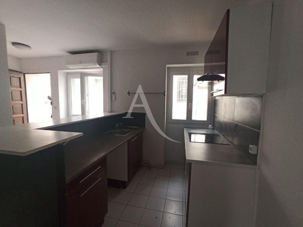 Photo NIMES - route de Beaucaire - appartement de type 2 image 2/6