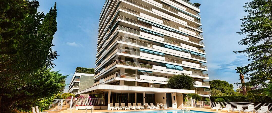 Agence immobilière de 
 L'Adresse Efficience Montpellier St Roch - L'Adresse Efficience Montpellier Saint Roch 
