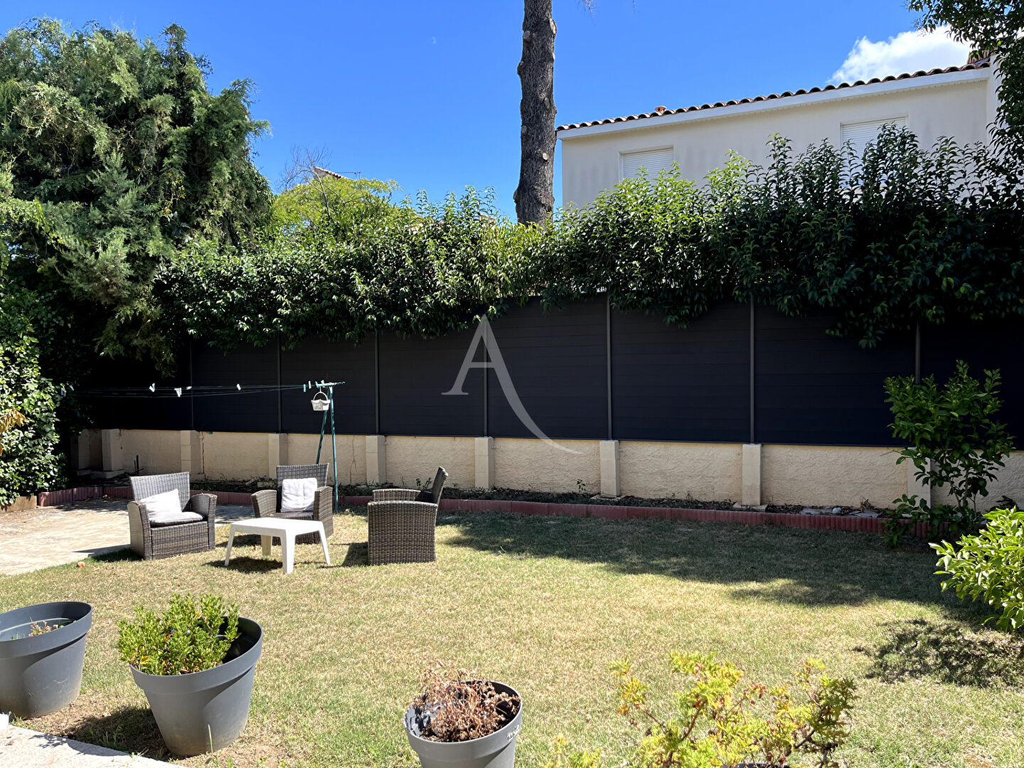 Agence immobilière de 
 L'Adresse Efficience Montpellier St Roch - L'Adresse Efficience Montpellier Saint Roch 
