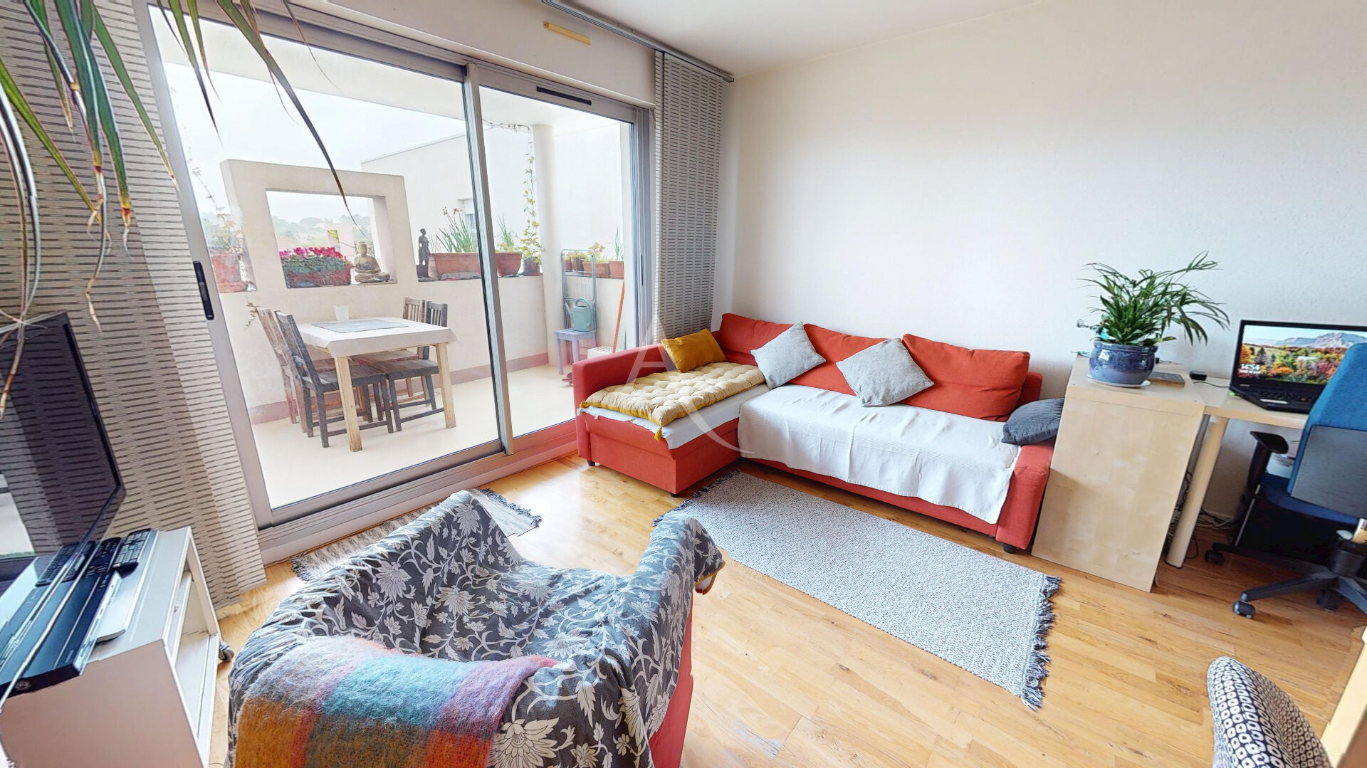 Agence immobilière de 
 L'Adresse Efficience Montpellier St Roch - L'Adresse Efficience Montpellier Saint Roch 
