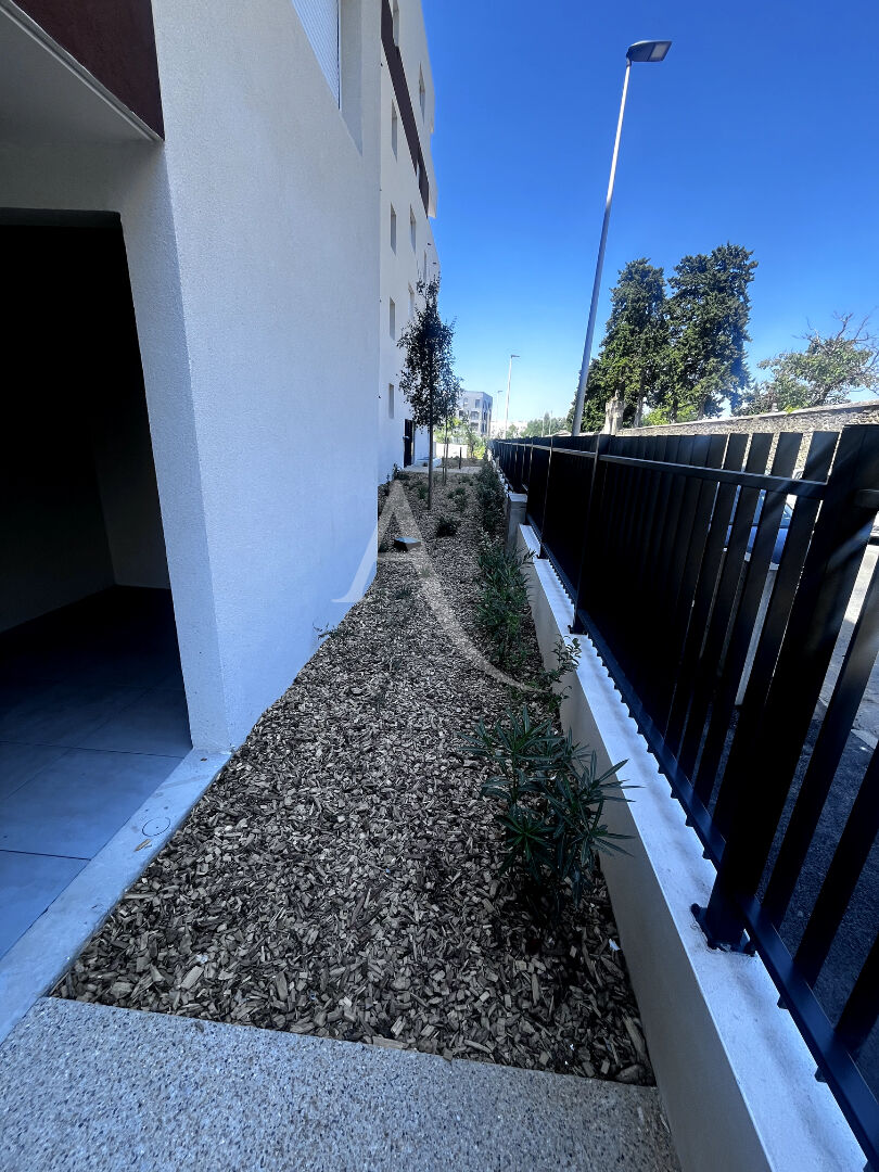 Photo T3 NEUF LIVRAISON IMMEDIATE PROCHE CELLENEUVE DERNIER ETAGE image 3/6