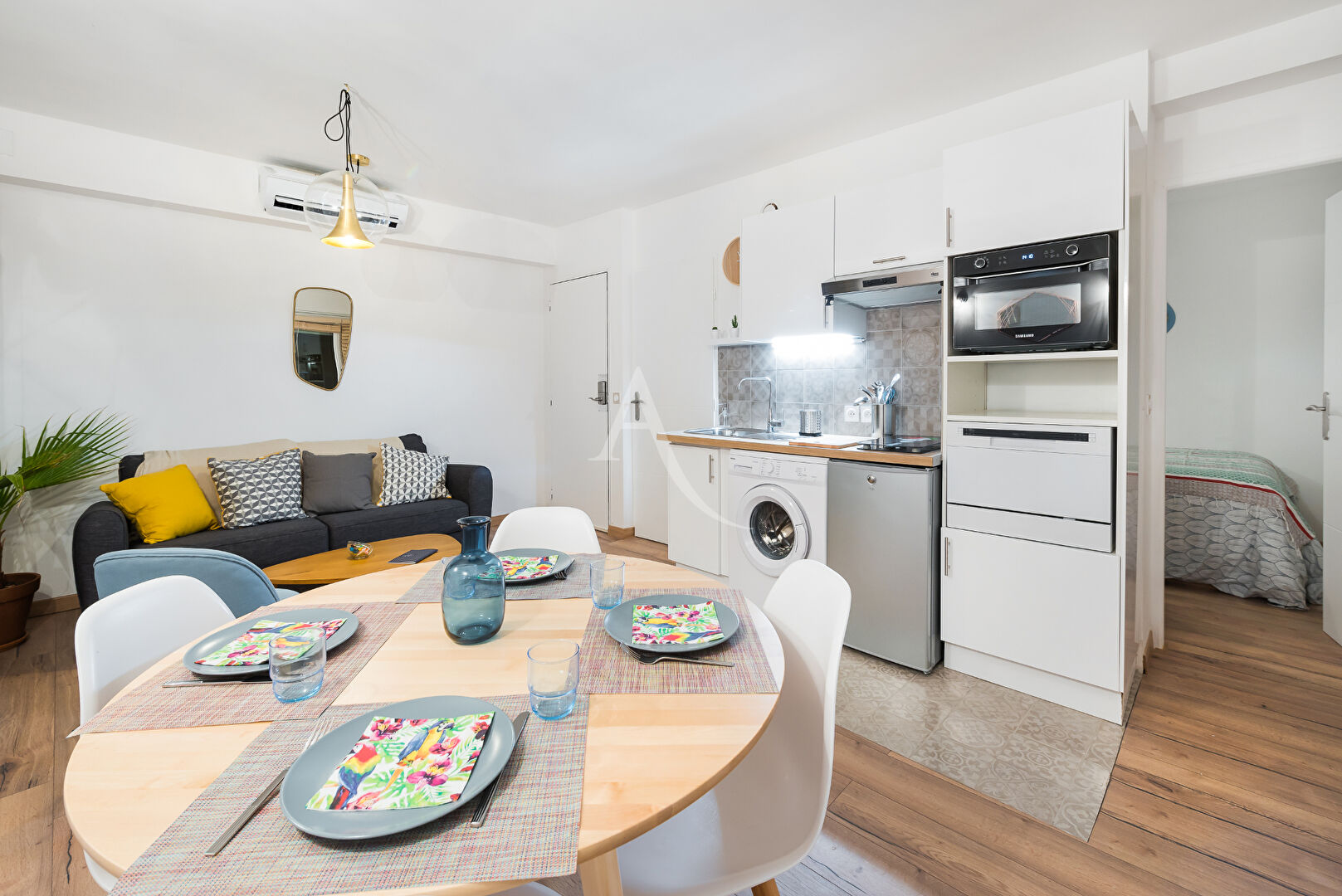 Agence immobilière de 
 L'Adresse Efficience Montpellier St Roch - L'Adresse Efficience Montpellier Saint Roch 
