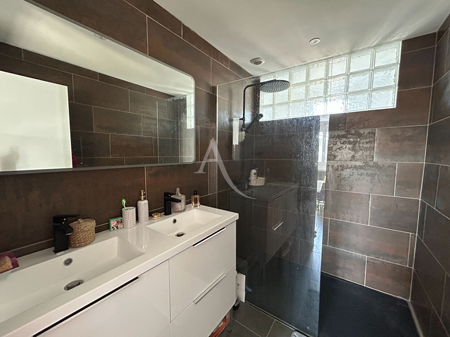 Photo Appartement Saint Marc Sur Mer 5 pièce(s) 105 m2 image 6/6