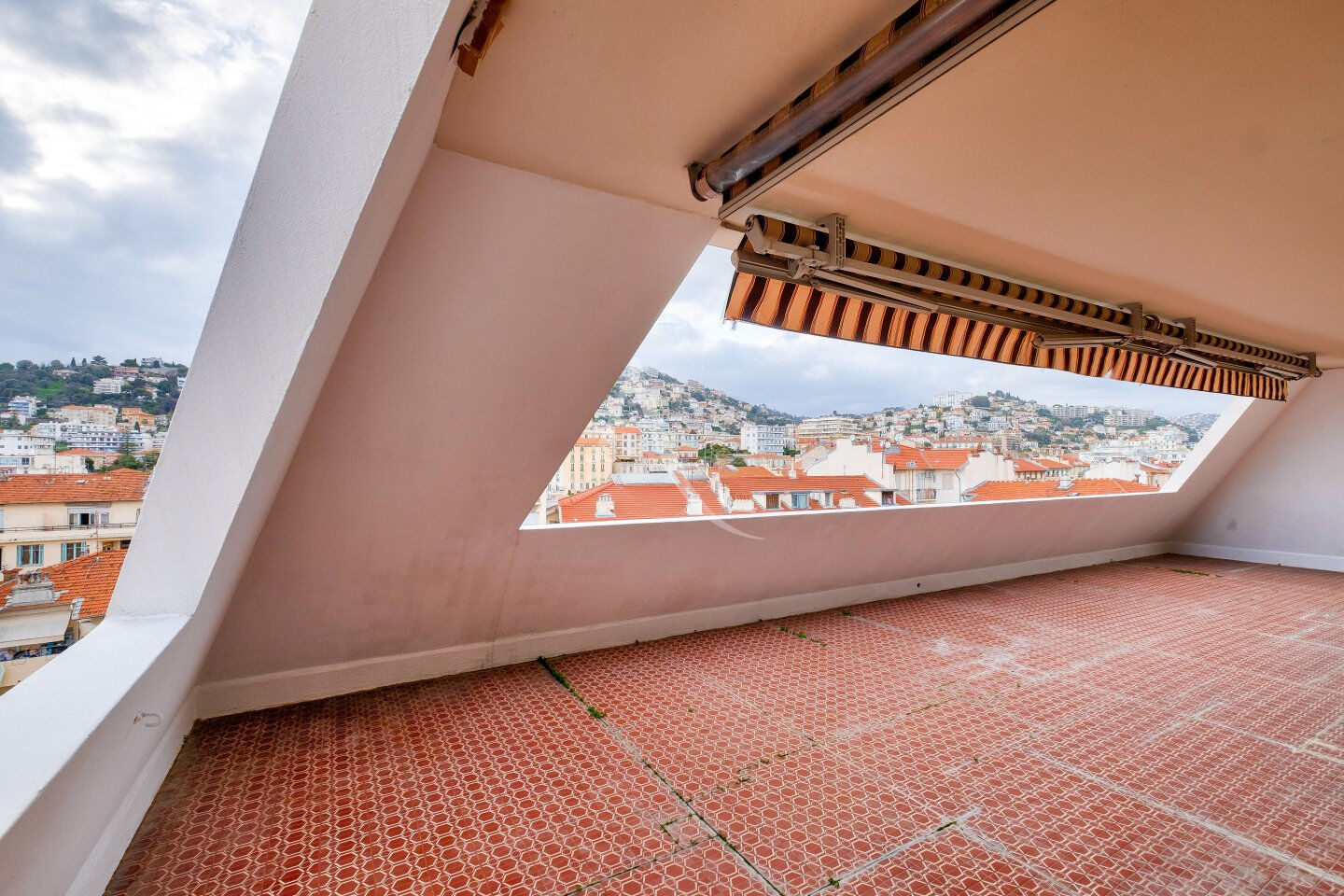 Photo Appartement Nice 4 pièces 111.14 m2 image 3/6