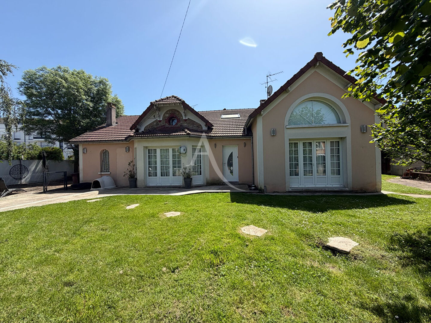 Agence immobilière de L'ADRESSE Noisiel