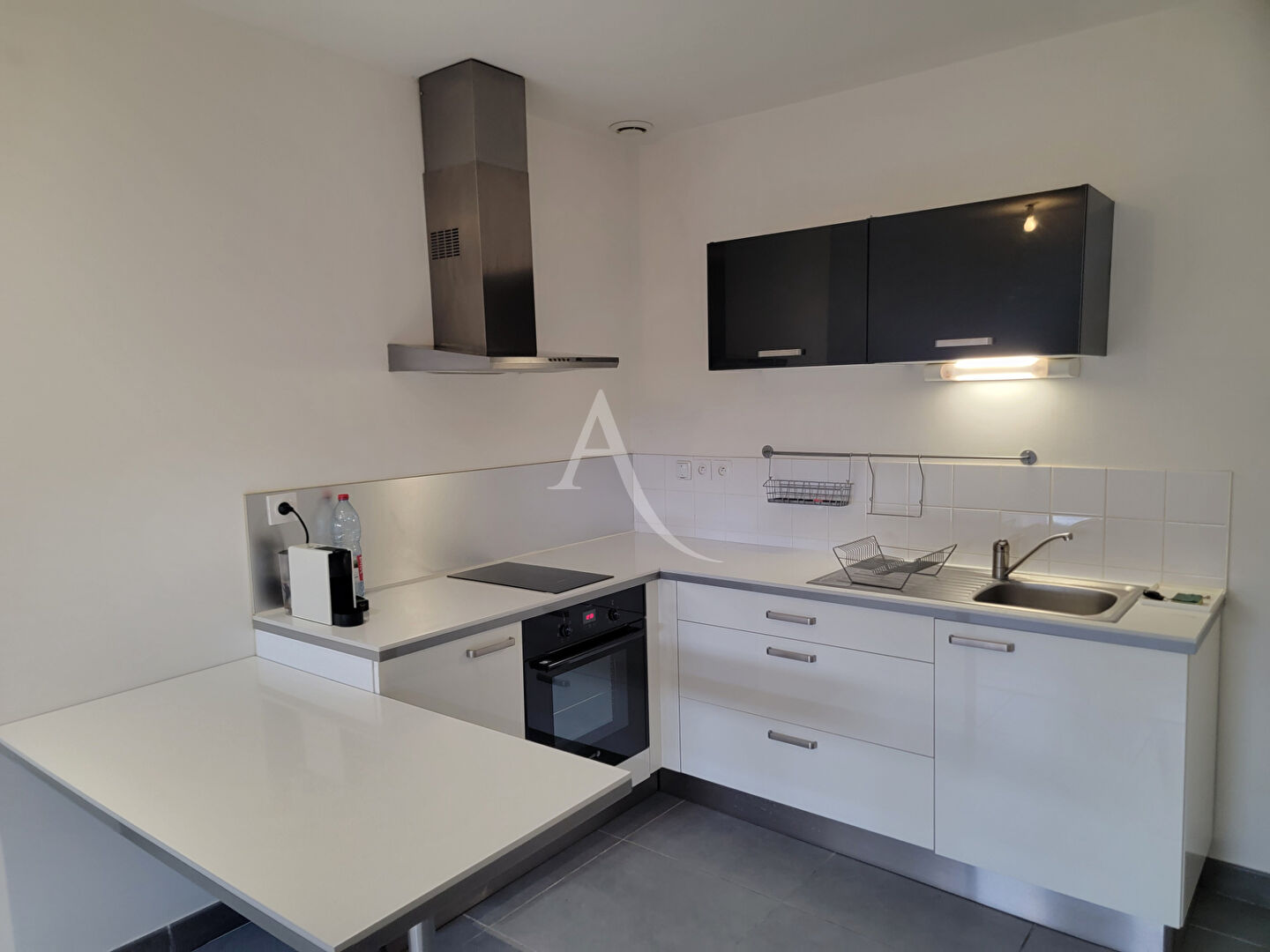 STUDIO 20m² en plein bourg de PLESSÉ