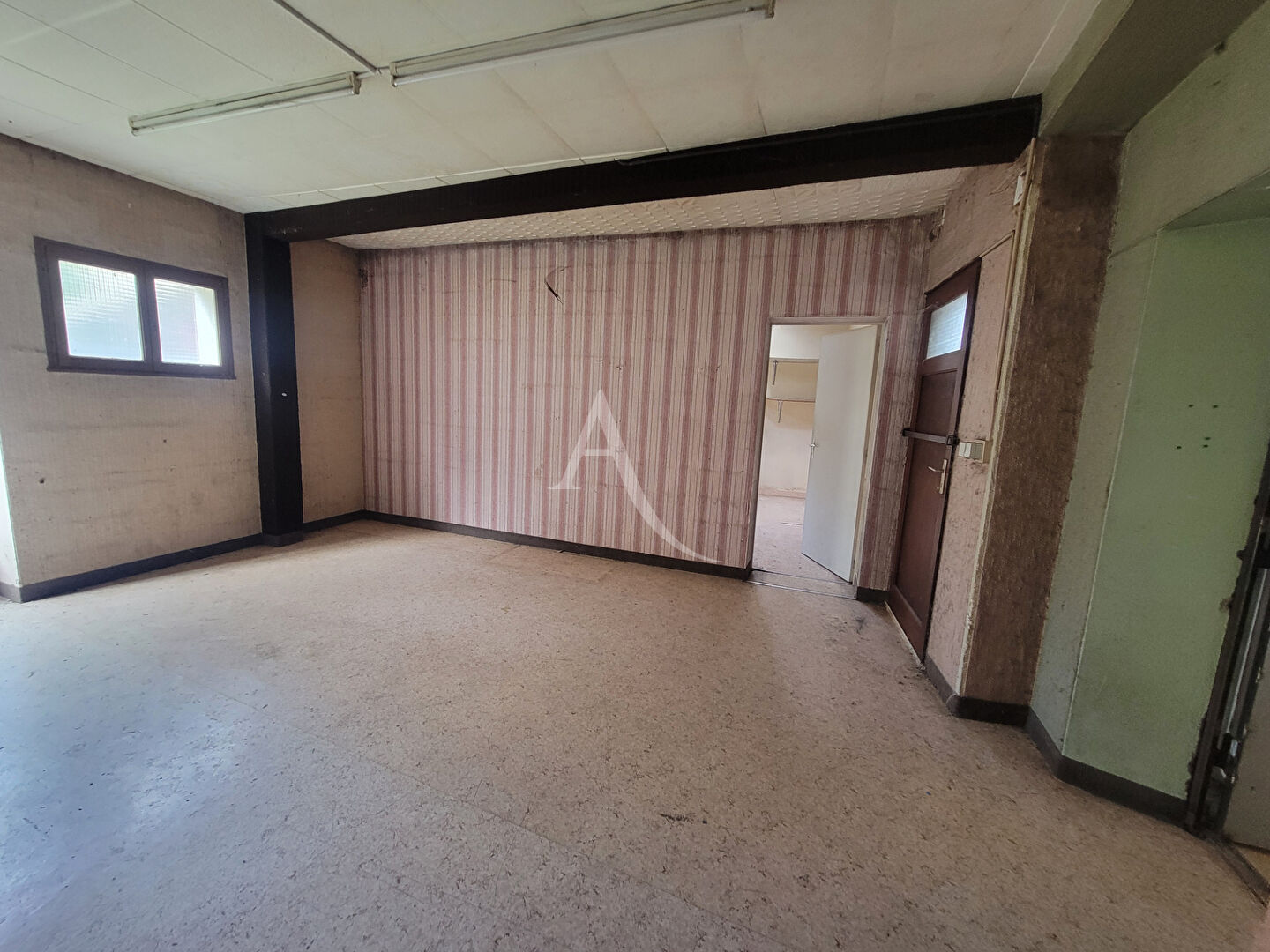 Photo Local commercial image 5/6