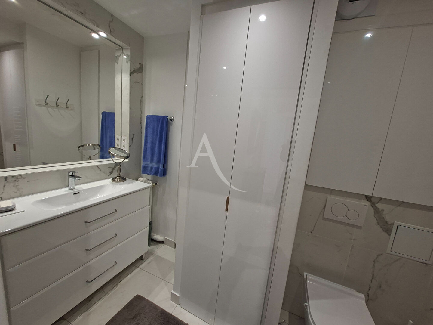 Photo Appartement Paris 3 pièce(s) 49 m2 image 4/4