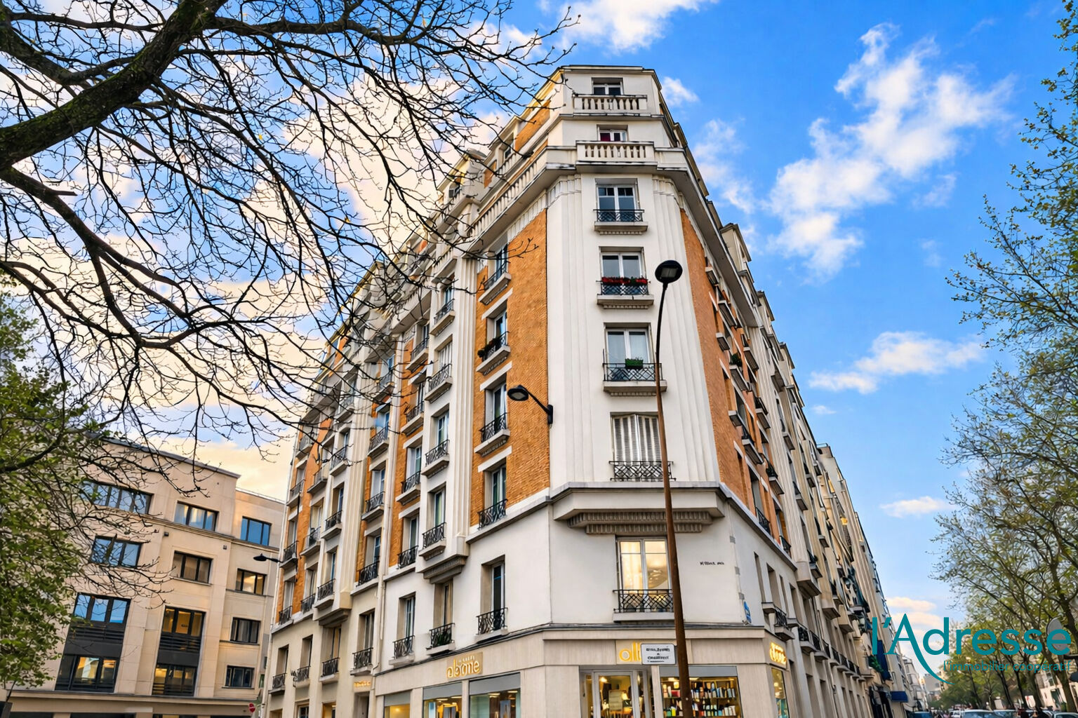 Agence immobilière de L'ADRESSE PARIS OBERKAMPF