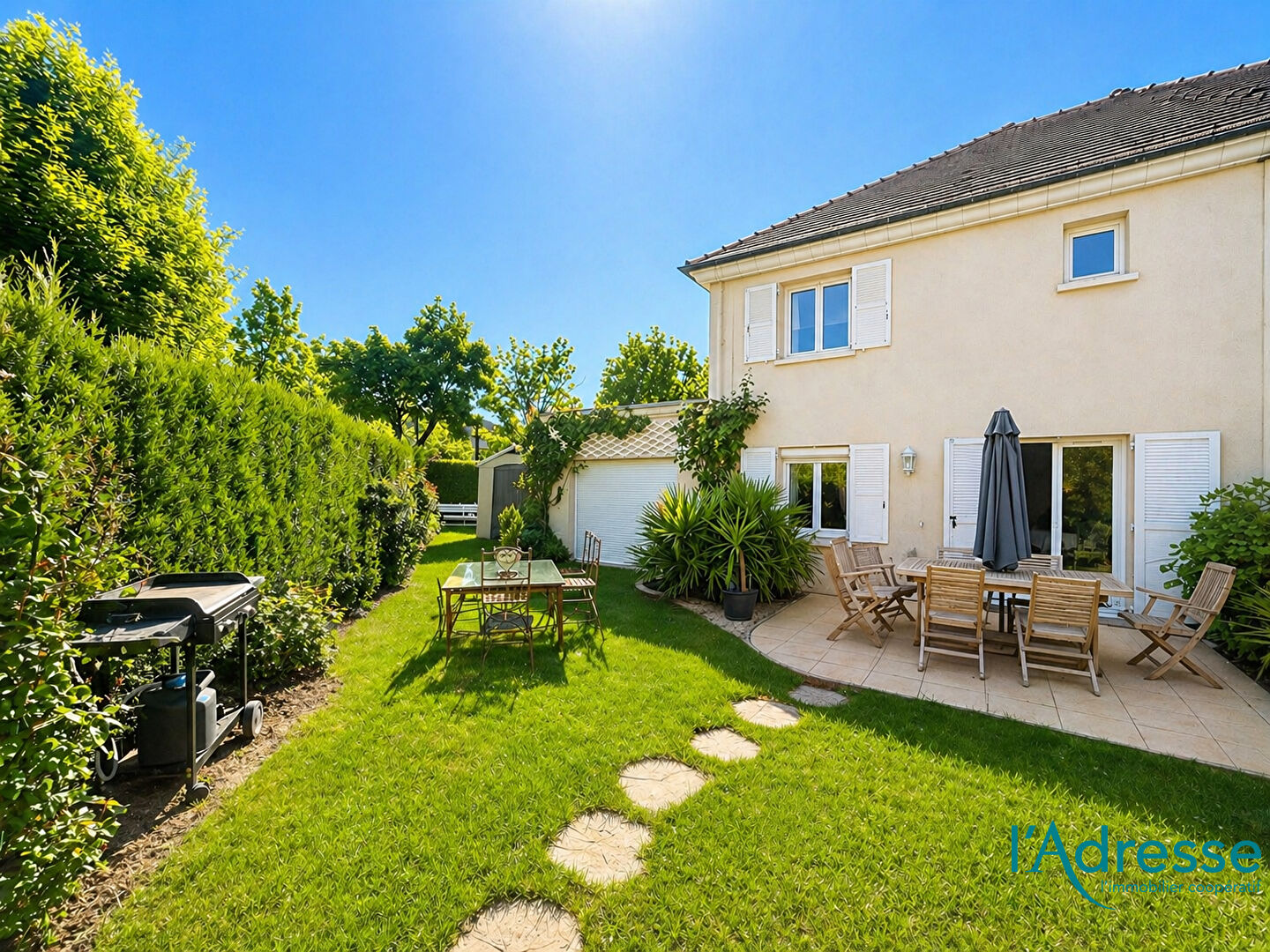 Agence immobilière de L'ADRESSE PARIS OBERKAMPF