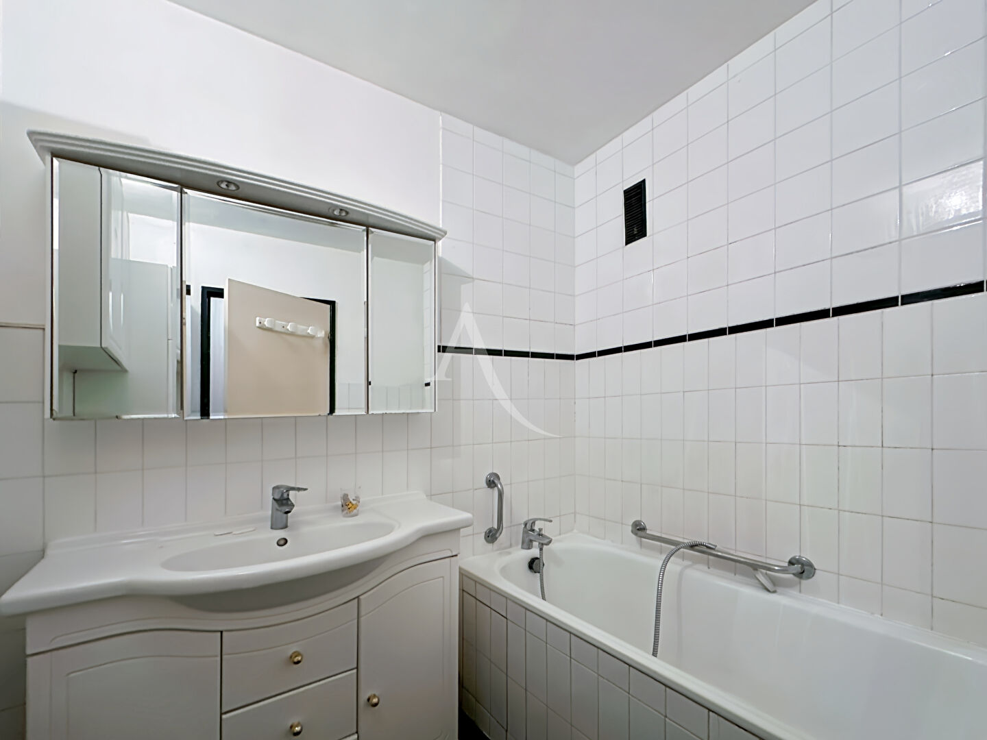 Photo Appartement Poissy 4 pièce(s) 93 m2 image 6/6