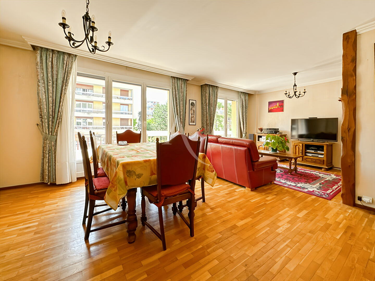Agence immobilière de L'ADRESSE POISSY