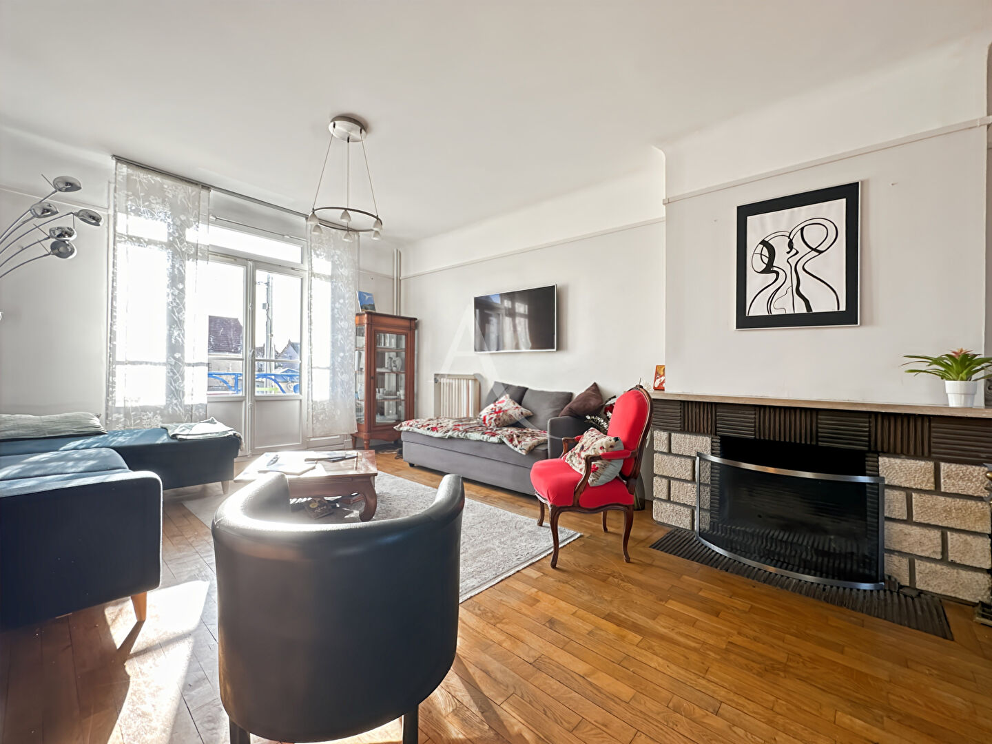 Photo Maison Poissy 8 pièce(s) 175.24 m2 image 3/6