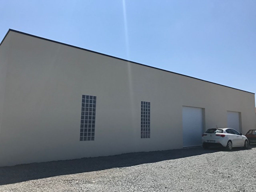 Photo LOCAUX - ST MEDARD D'AUNIS image 4/5