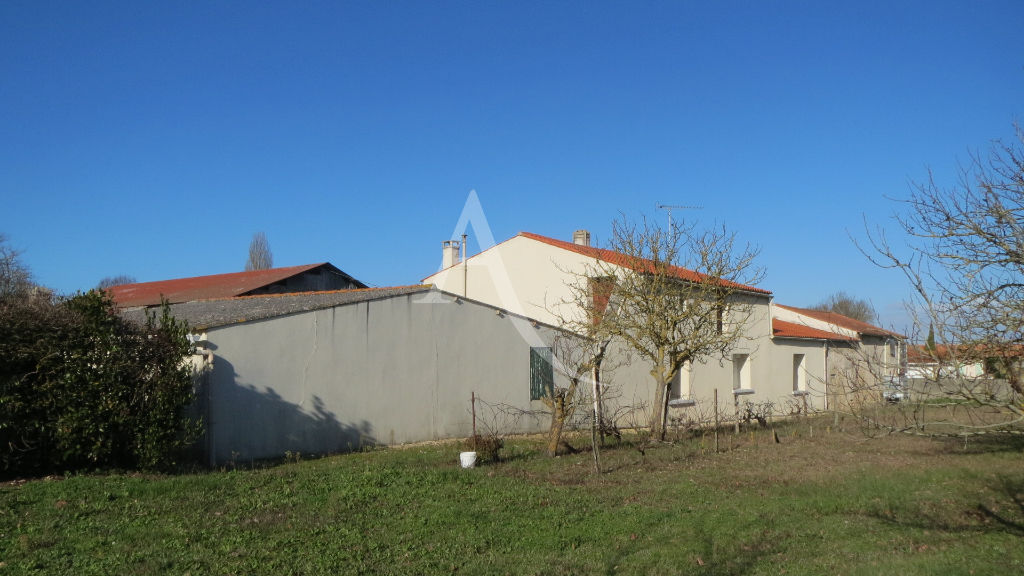 MAISON A RENOVER CENTRE BOURG SaintNazairesurCharente 17780 MAISON A RENOVER CENTRE BOURG SaintNazairesurCharente 17780