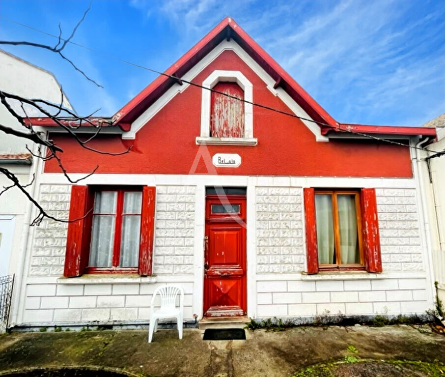 ROCHEFORT- Maison individuelle à rénover - jardin