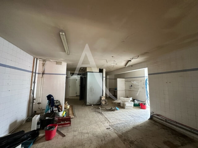 Photo Local commercial Rochefort 166 m2 image 5/6