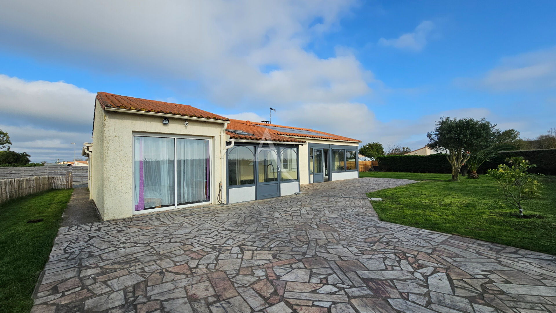 Photo MAISON PLAIN PIED AVEC 5 CHBRES / BEAU TERRAIN image 6/6