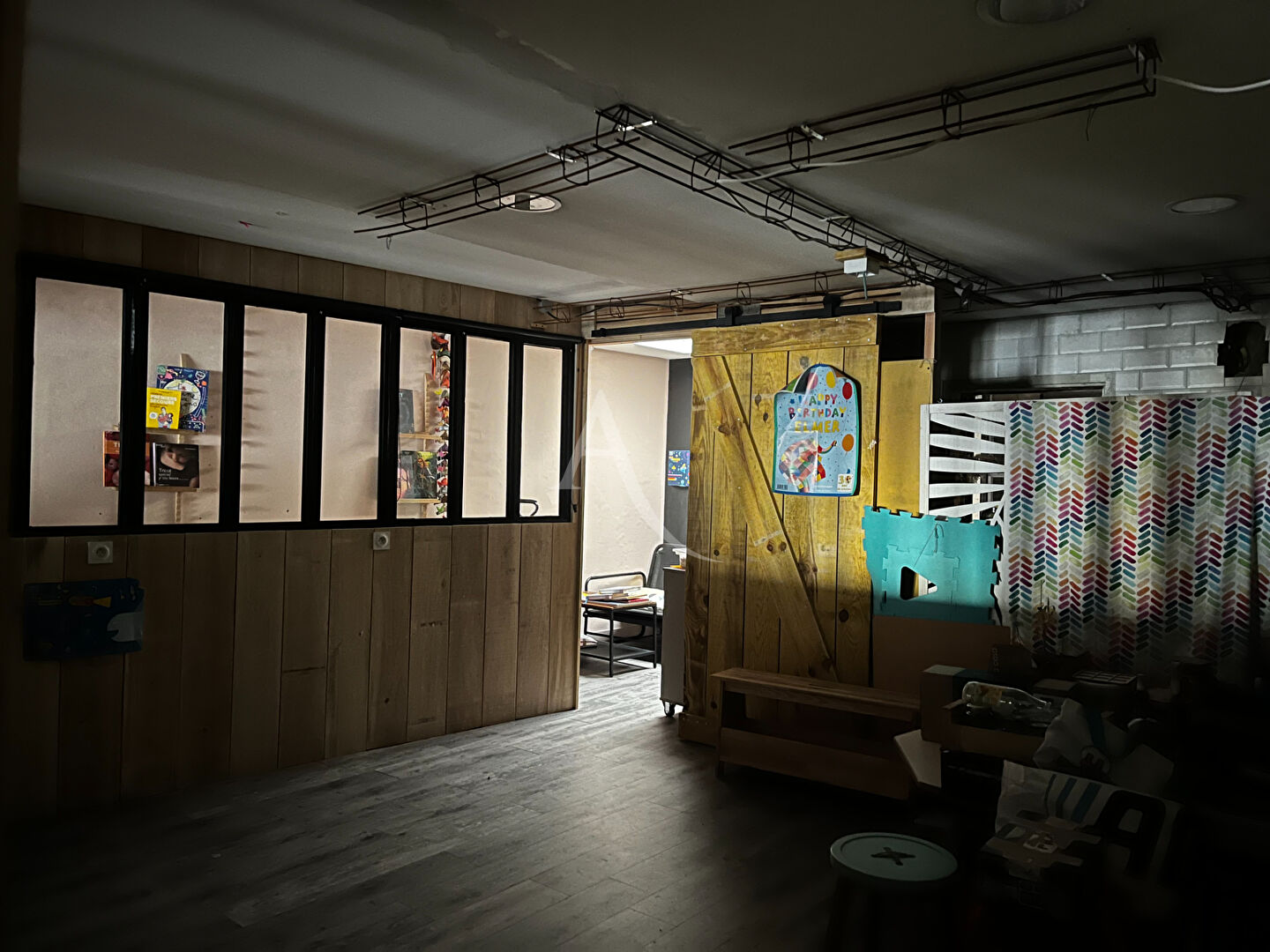 Photo Local commercial Rochefort 150 m2 image 2/6