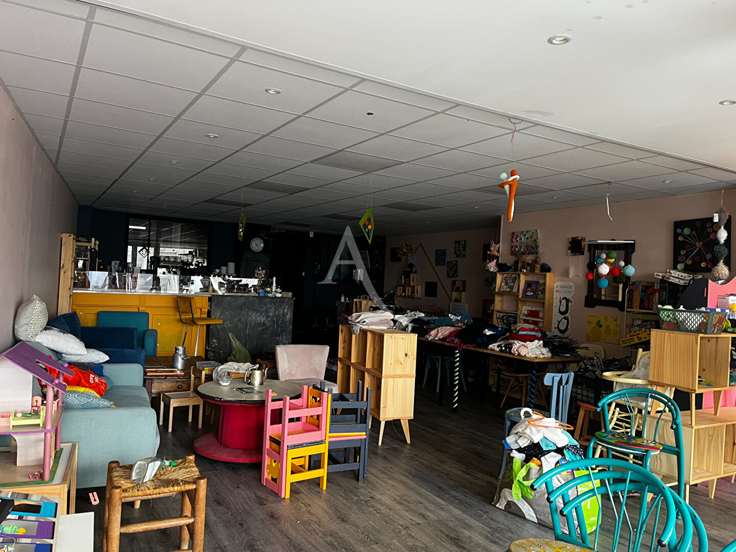 Photo Local commercial Rochefort 150 m2 image 3/6