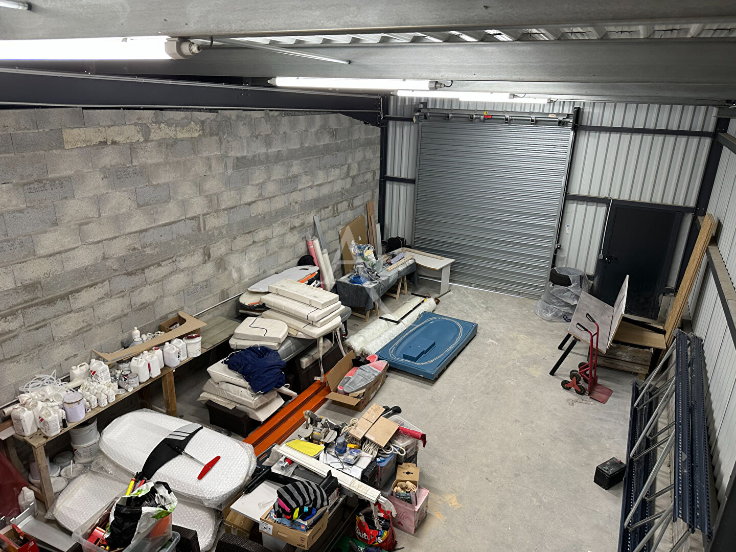 Photo Local commercial Le Gua 89.69 m2 image 3/6