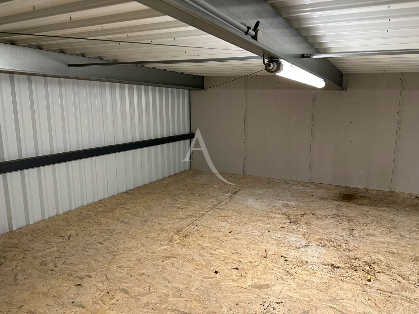 Photo Local commercial Le Gua 89.69 m2 image 4/6