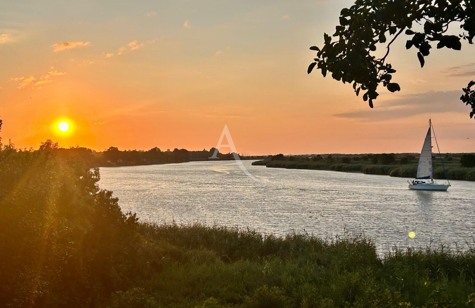 Estuaire de la Charente - Proche Rochefort - Maison 7 pièce(s) 174.85 m2