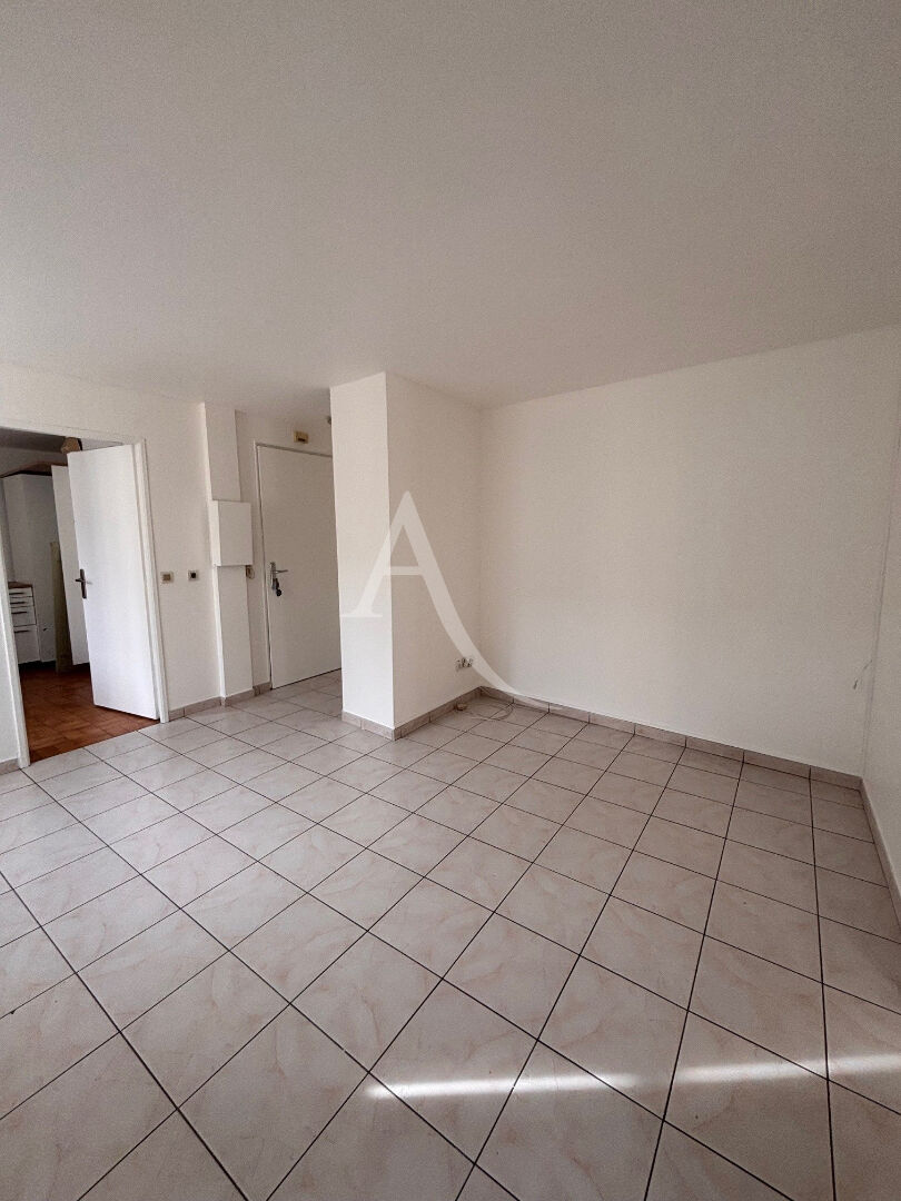 Appartement Rungis   2 piece(s)   40.16 m2